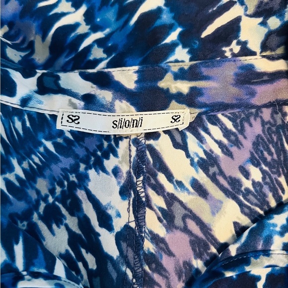 Blue Top by Siani - Size Large - Picture 2 of 4